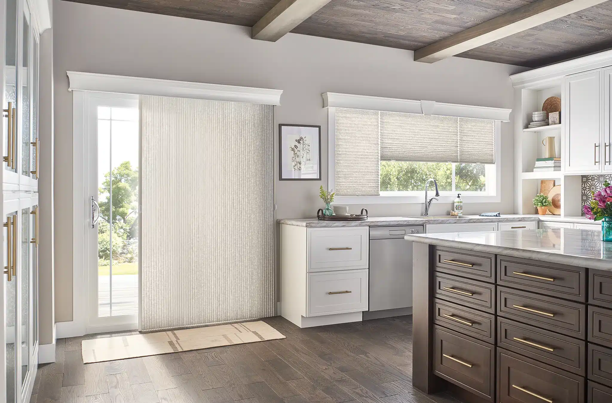 Vertical-Honeycomb-Shades-On-Sliding-Doors